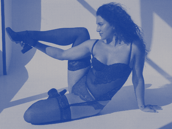 AULARILOLÉ #9 — Dancing burlesque with Jessica Valentina